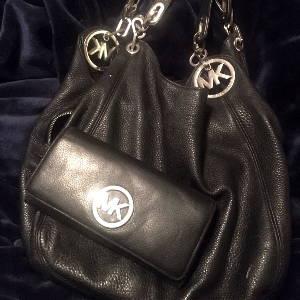Black Michael Kors Bag & Wallet